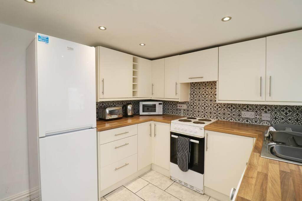 2 Bedroom Characterful House Lancaster Dış mekan fotoğraf